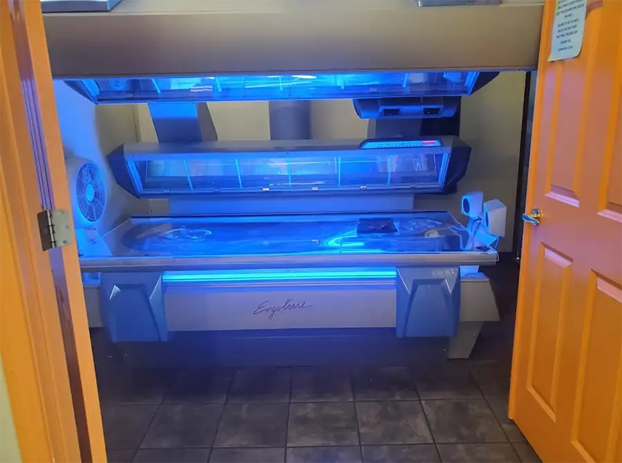 Level 5 Tanning Bed | The Open Sun 1050 - Central Illinois