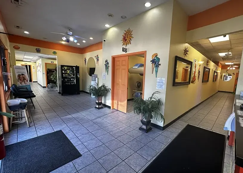 The Sun Room Tanning Salon - Springfield, IL N. Dirksen location