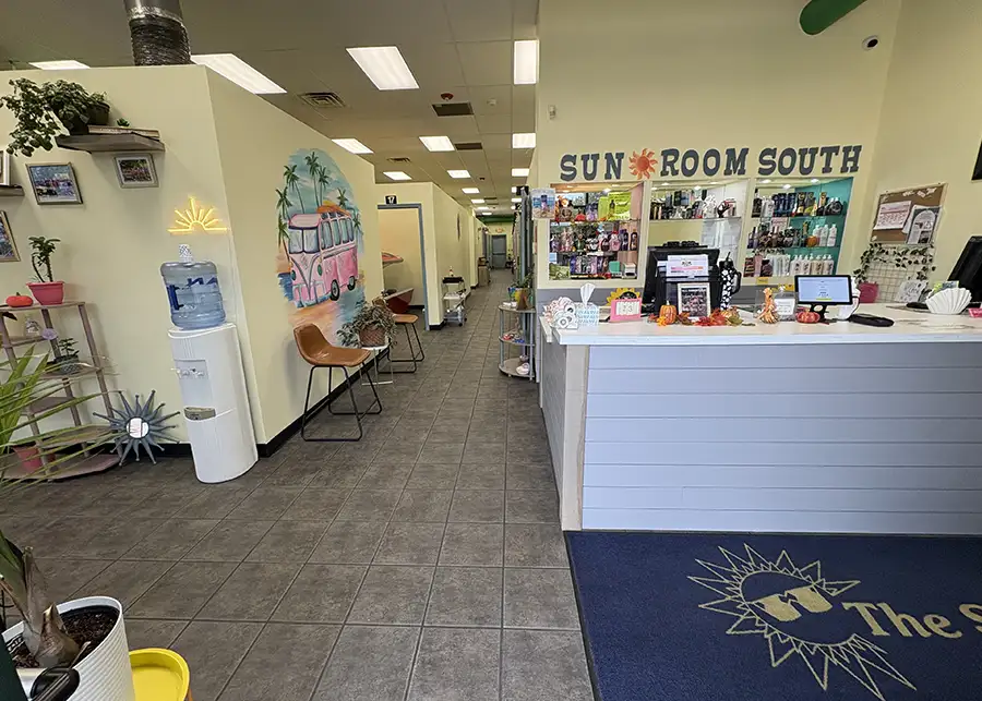 sun-room-tanning-springfield-il-location-6th-street-05